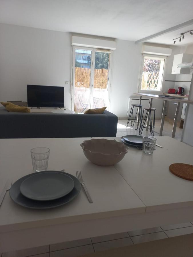 Superbe T2 Avec Parking Prive Apartment Ажан Екстериор снимка