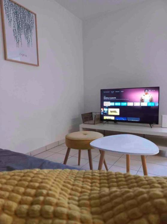 Superbe T2 Avec Parking Prive Apartment Ажан Екстериор снимка